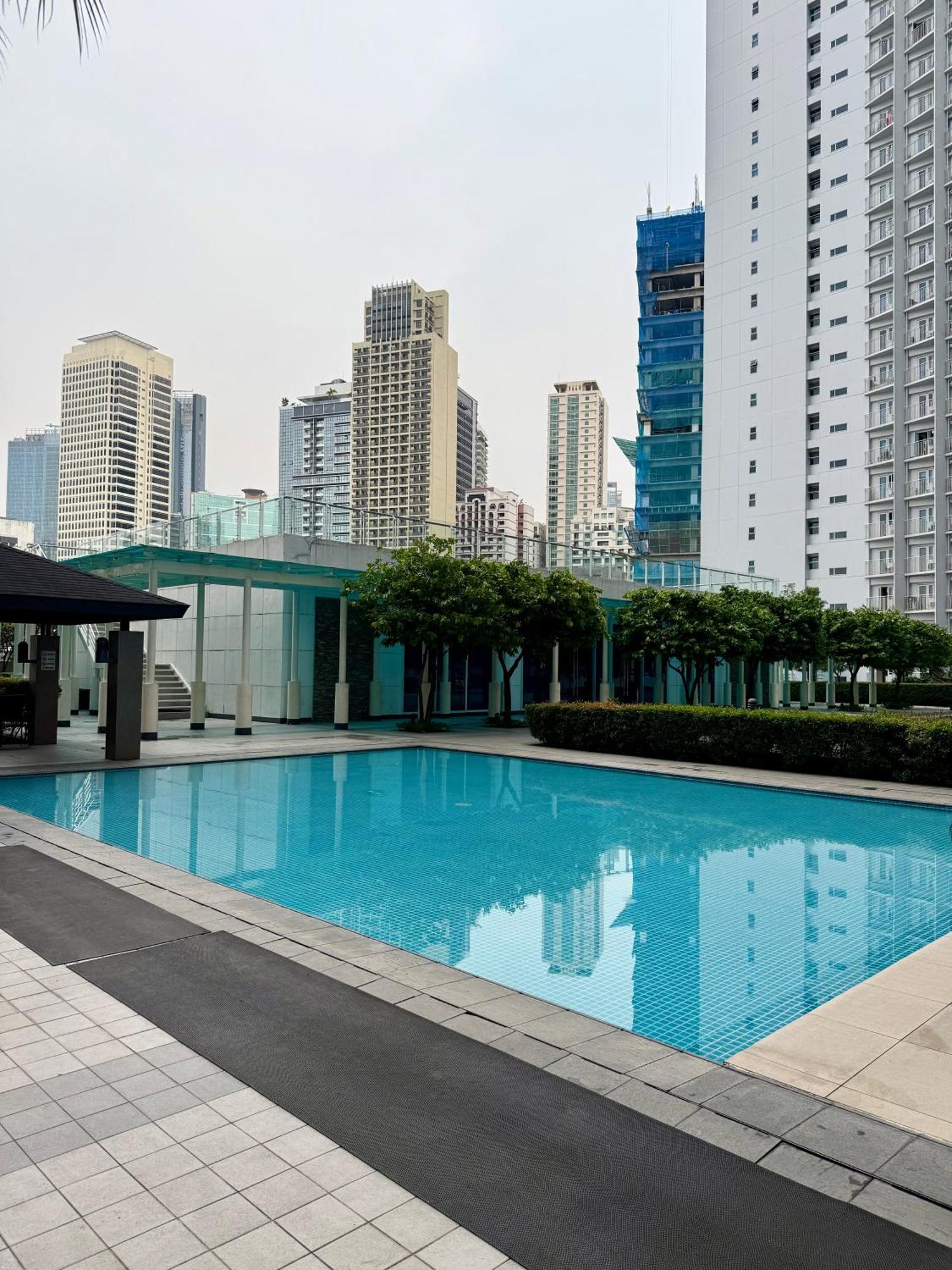Serene Suite In Jazz Residences マカティ エクステリア 写真